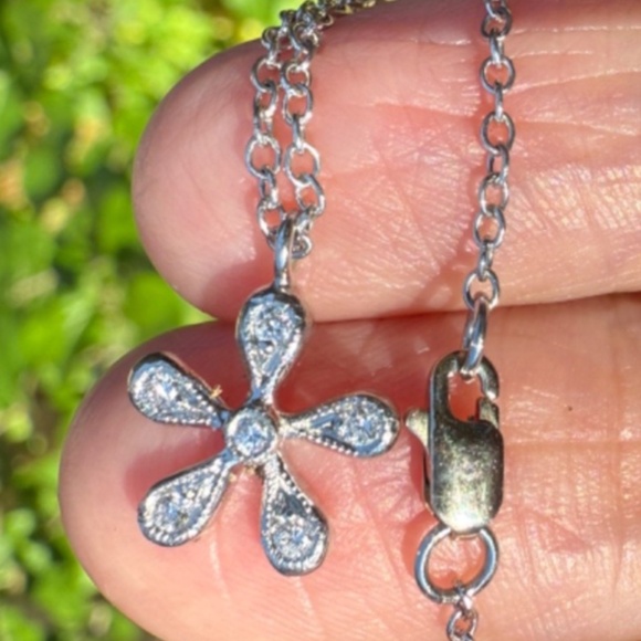 Designer CATHY WATERMAN Platinum Diamond DAISY Flower Pendant 16" Chain Necklace - Picture 15 of 16